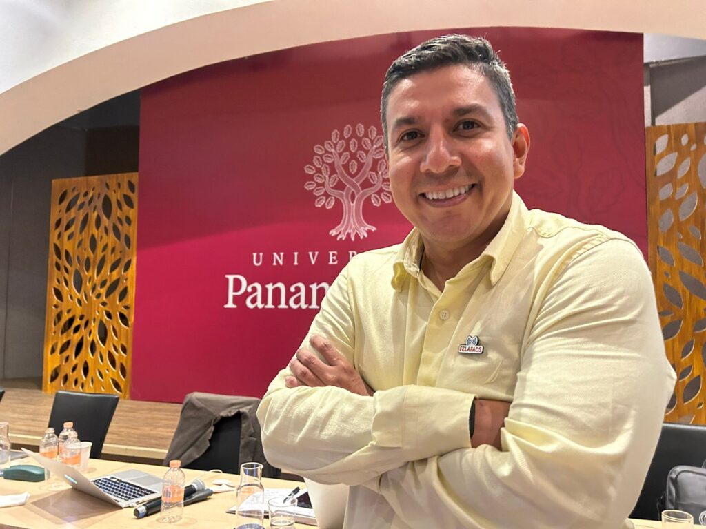 Reelección de Rafael González Pardo como Presidente de FELAFACS por tres años más